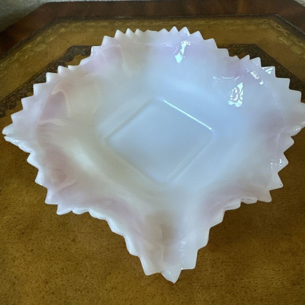 Indiana Glass Company White Glass Diamond Point‎ Square Pink Ruffle Candy Dish